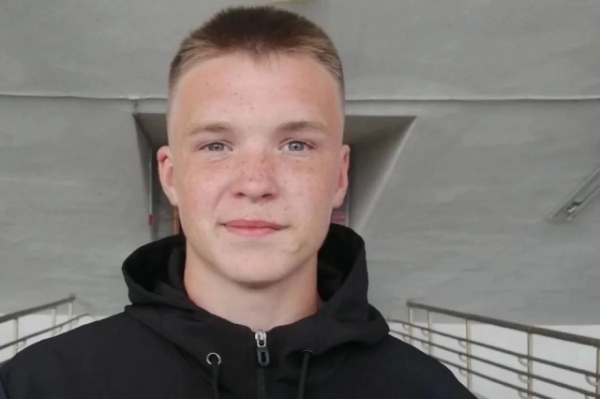 Написал «люблю» и умер. Сироту избили толпой на сплаве — сестра отомстит
Написал «люблю» и умер. Сироту избили толпой на сплаве — сестра отомстит