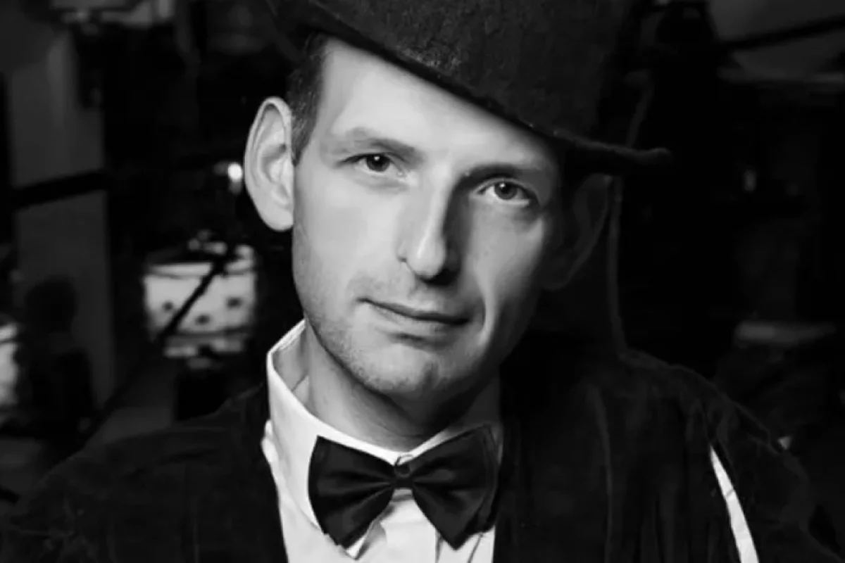 Прах останется. Стали известны подробности похорон экстрасенса Микаберидзе
Прах останется. Стали известны подробности похорон экстрасенса Микаберидзе