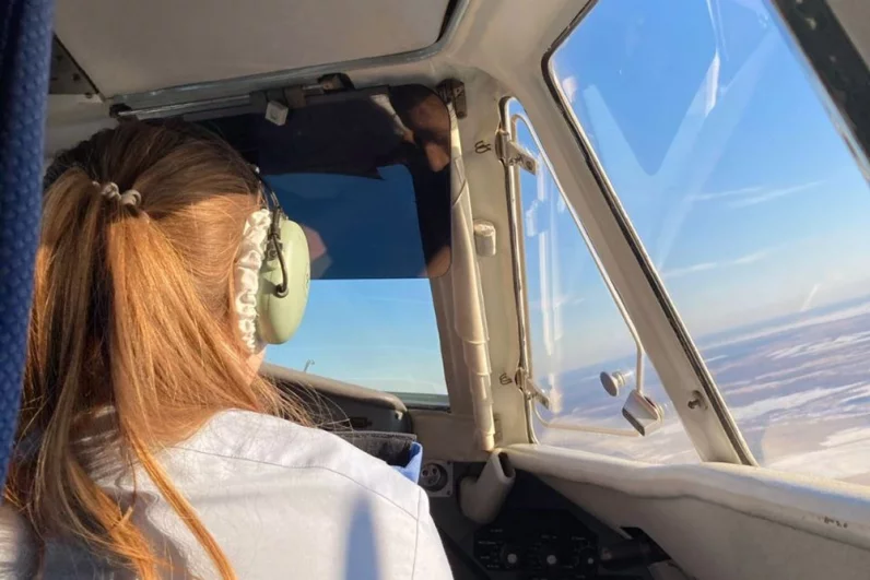 Космическая Анжелика. Слетав на Луну, она собирается отправиться на Марс
Космическая Анжелика. Слетав на Луну, она собирается отправиться на Марс