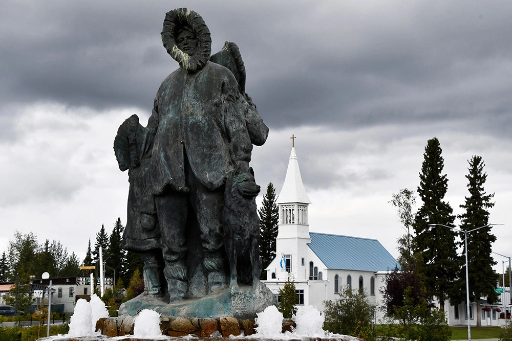 «В магазинах все сметают». Россиянка рассказала, что творится в Анкоридже
«В магазинах все сметают». Россиянка рассказала, что творится в Анкоридже