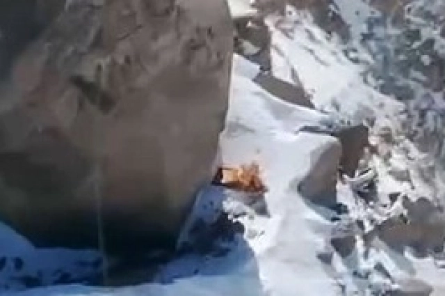 Одна на пике Победы. Русская альпинистка оказалась на грани гибели
Одна на пике Победы. Русская альпинистка оказалась на грани гибели