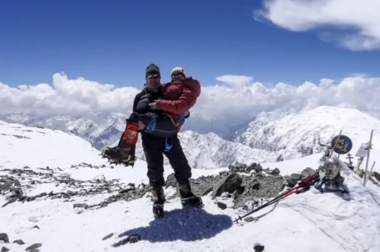 Не умирай! Альпинистка Наговицина оставила мужа в горах, как сейчас ее саму