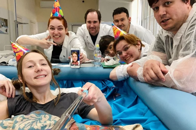 Космическая Анжелика. Слетав на Луну, она собирается отправиться на Марс
Космическая Анжелика. Слетав на Луну, она собирается отправиться на Марс