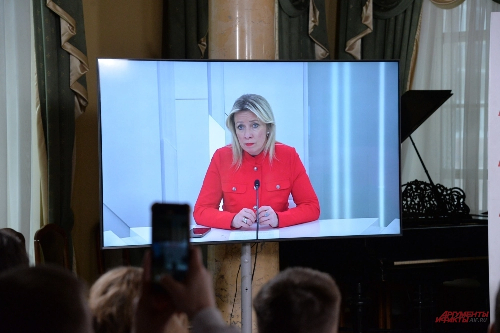 Мы победили! Спецпроект «АиФ» защищает правду о подвиге советского солдата
Мы победили! Спецпроект «АиФ» защищает правду о подвиге советского солдата