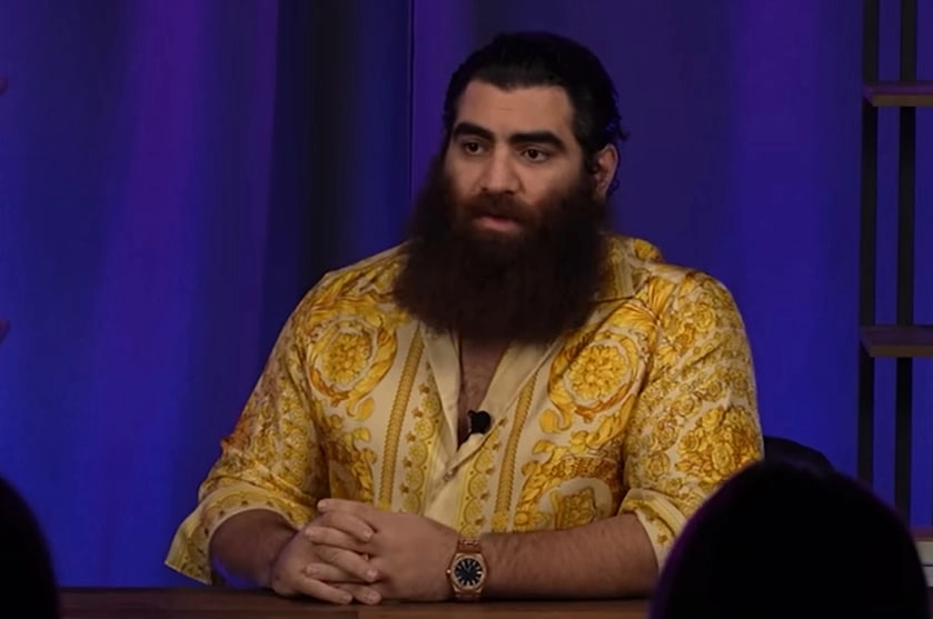 Все началось с сыроедения. Откуда взялся блогер-провокатор Арсен Маркарян
Все началось с сыроедения. Откуда взялся блогер-провокатор Арсен Маркарян