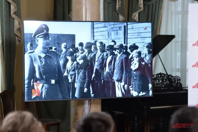 Мы победили! Спецпроект «АиФ» защищает правду о подвиге советского солдата
Мы победили! Спецпроект «АиФ» защищает правду о подвиге советского солдата