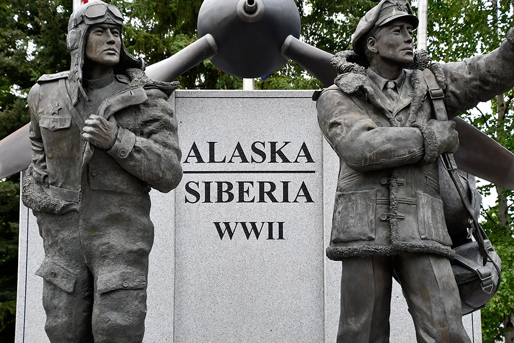 «В магазинах все сметают». Россиянка рассказала, что творится в Анкоридже
«В магазинах все сметают». Россиянка рассказала, что творится в Анкоридже