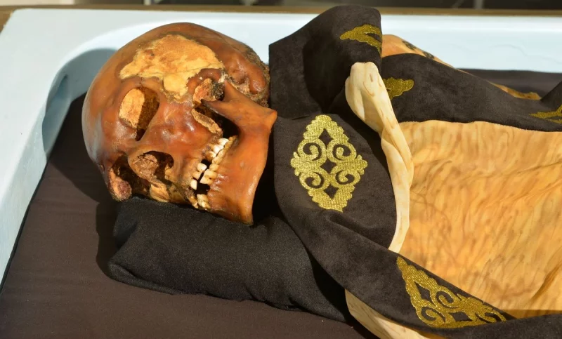 Дым предков. Учёные нашли древнейшие в мире мумии, которых закоптили
Дым предков. Учёные нашли древнейшие в мире мумии, которых закоптили