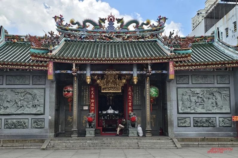 
        «Это пропаганда ЦРУ». Почему вьетнамцы едят «дикие отбивные», шокируя всех?    