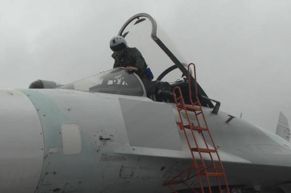 Ядерная триада Федосова. В 96 он не ушел на пенсию, защищая «крылья Родины»
Ядерная триада Федосова. В 96 он не ушел на пенсию, защищая «крылья Родины»