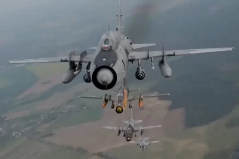 Defence24: Польша распродает снятые с вооружения советские Су-22