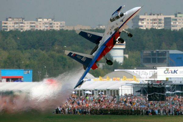 Ядерная триада Федосова. В 96 он не ушел на пенсию, защищая «крылья Родины»
Ядерная триада Федосова. В 96 он не ушел на пенсию, защищая «крылья Родины»