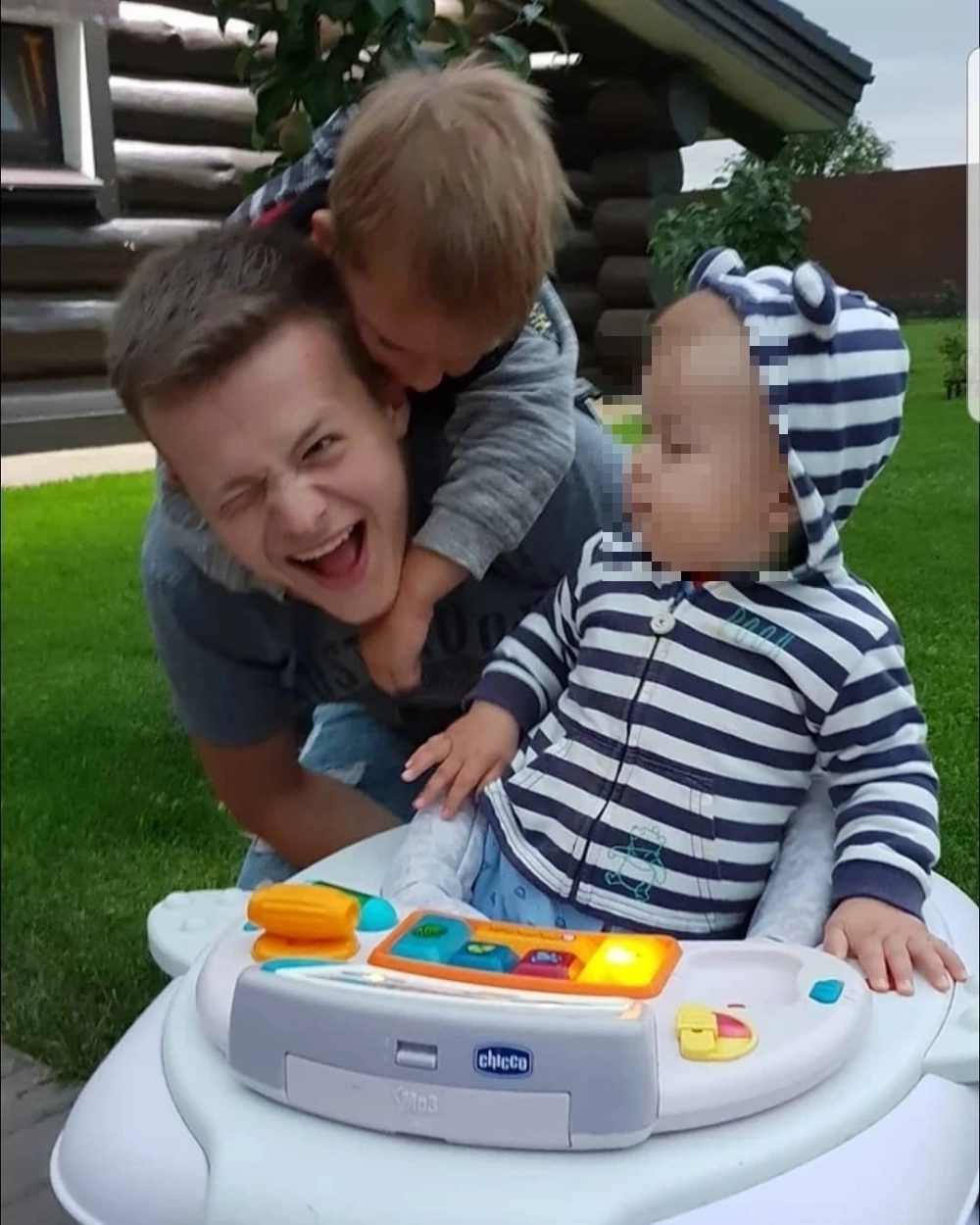 «Он здесь». Исповедь мамы: сердце ее умершего сына бьется в другом человеке
«Он здесь». Исповедь мамы: сердце ее умершего сына бьется в другом человеке