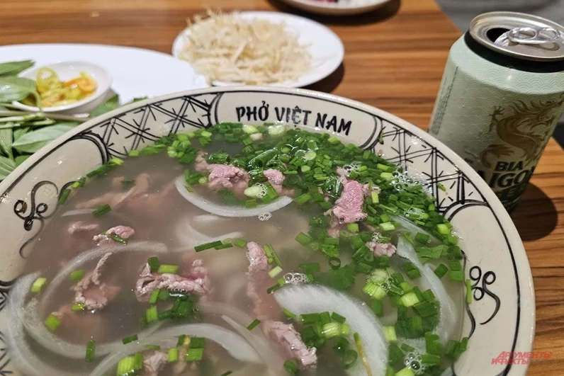 
        «Это пропаганда ЦРУ». Почему вьетнамцы едят «дикие отбивные», шокируя всех?    