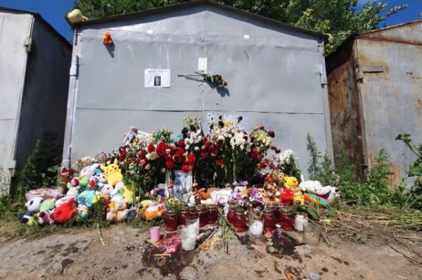 
        Мать обливала кипятком. Ребенок прошел через ад и закончил жизнь в сумке    