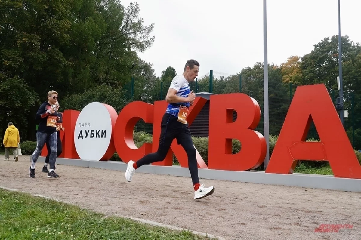 «Не молчи». В Москве прошел забег в честь борьбы с домашним насилием
«Не молчи». В Москве прошел забег в честь борьбы с домашним насилием