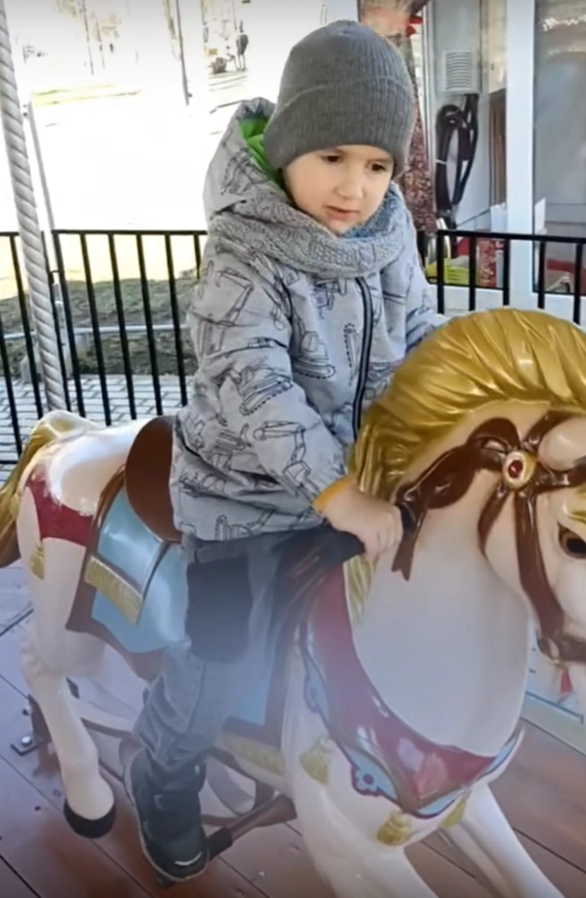 Проклинаем отпуск. Пронзительное признание мамы малыша, погибшего в Египте
Проклинаем отпуск. Пронзительное признание мамы малыша, погибшего в Египте