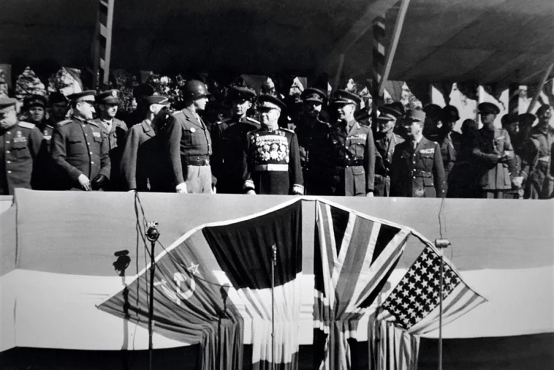 
        Ужас «Иосифа Сталина». Тайны «забытого» парада Победы осенью 1945 в Берлине    