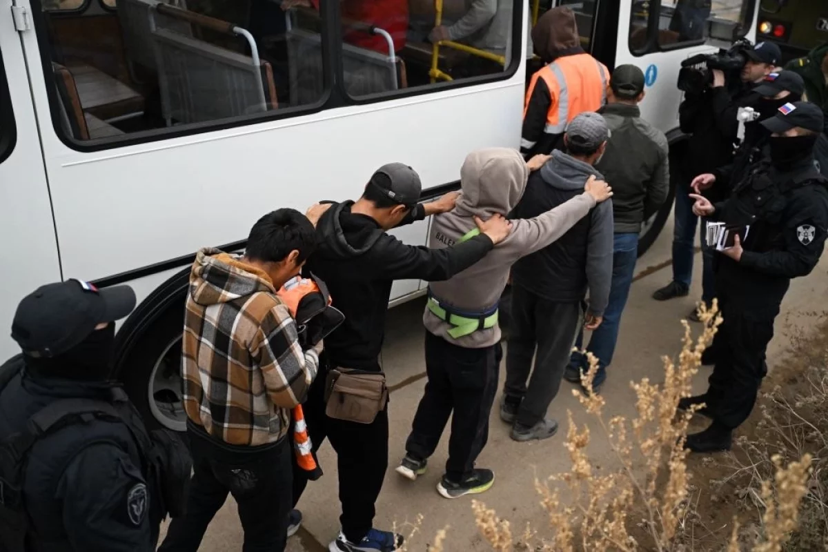 Последний день. Нелегальных мигрантов предупредили о скорой депортации
Последний день. Нелегальных мигрантов предупредили о скорой депортации