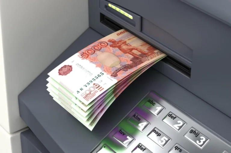 9 признаков мошенника. Заработали новые правила снятия наличных