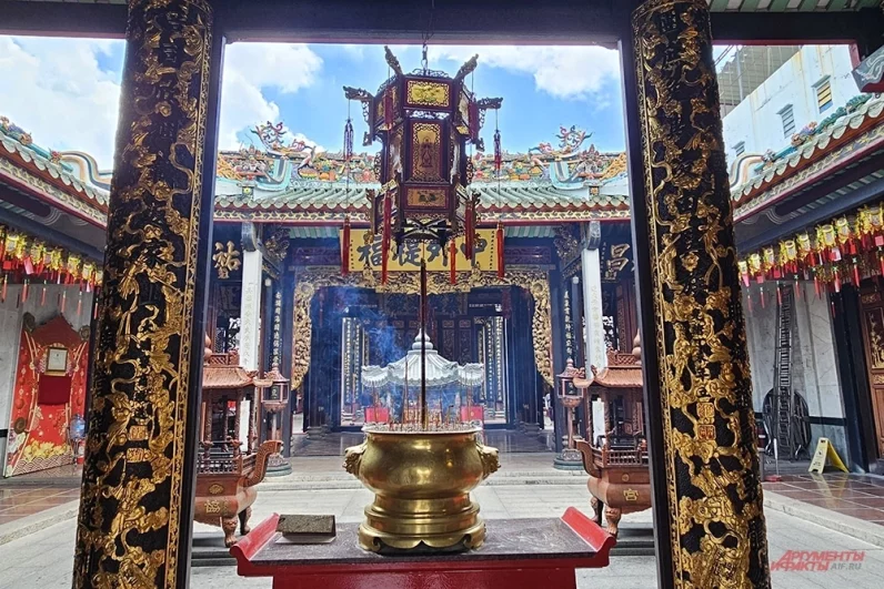 
        «Это пропаганда ЦРУ». Почему вьетнамцы едят «дикие отбивные», шокируя всех?    