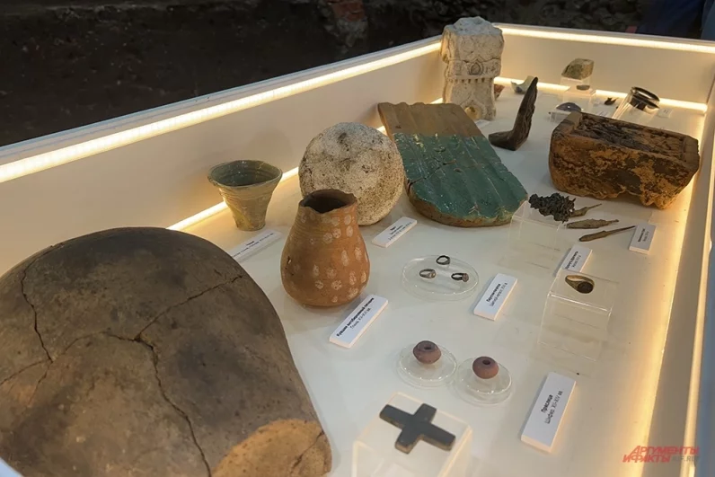 
        Сенсация в Смоленске. Археологи нашли уникальный терем домонгольской эпохи    