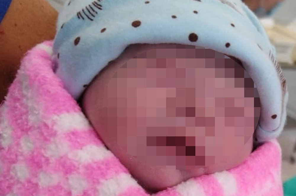 
        Отдали трансплантологам «гниль»? Шок-поворот в деле ребенка без органов    