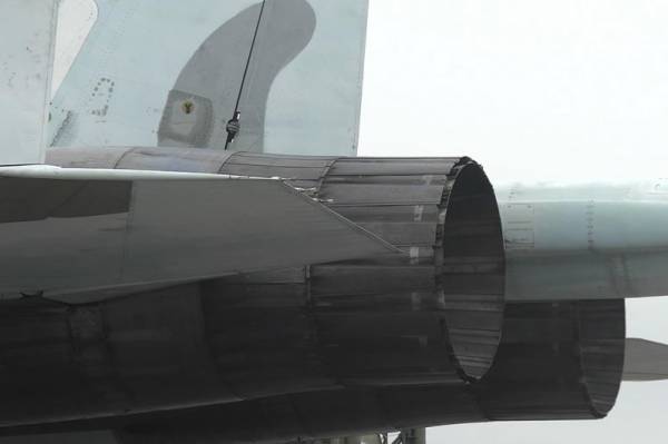 Ядерная триада Федосова. В 96 он не ушел на пенсию, защищая «крылья Родины»
Ядерная триада Федосова. В 96 он не ушел на пенсию, защищая «крылья Родины»