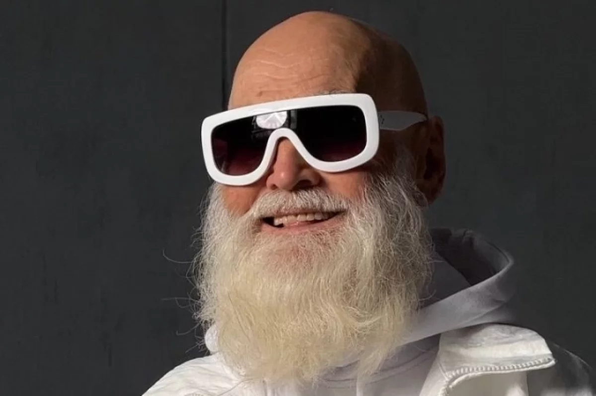 30 тыс. за сутки! 84-летний дед Виктор стал иконой стиля и так зарабатывает
30 тыс. за сутки! 84-летний дед Виктор стал иконой стиля и так зарабатывает