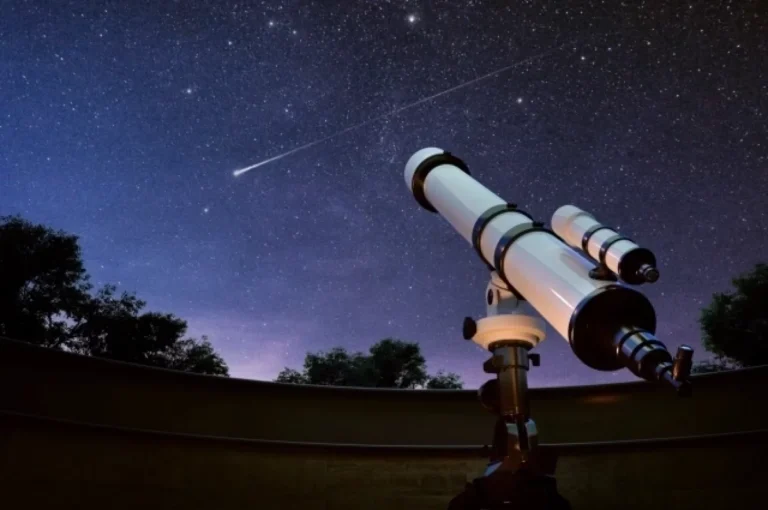 Астрофизик Леб: на загадочном объекте 3I/ATLAS началась аномальная эволюция