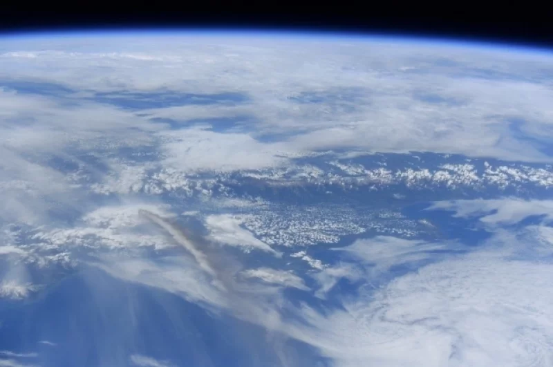 Экзотика океана. Китайский аппарат нашёл у Камчатки необычную форму жизни
Экзотика океана. Китайский аппарат нашёл у Камчатки необычную форму жизни