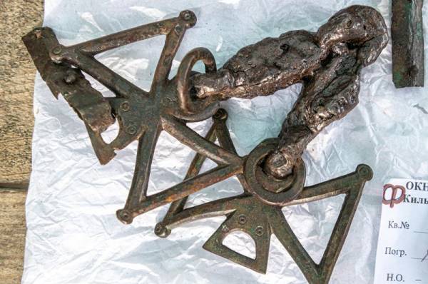 Сенсация в Крыму. Под Керчью найдены руины неизвестной древней крепости
Сенсация в Крыму. Под Керчью найдены руины неизвестной древней крепости