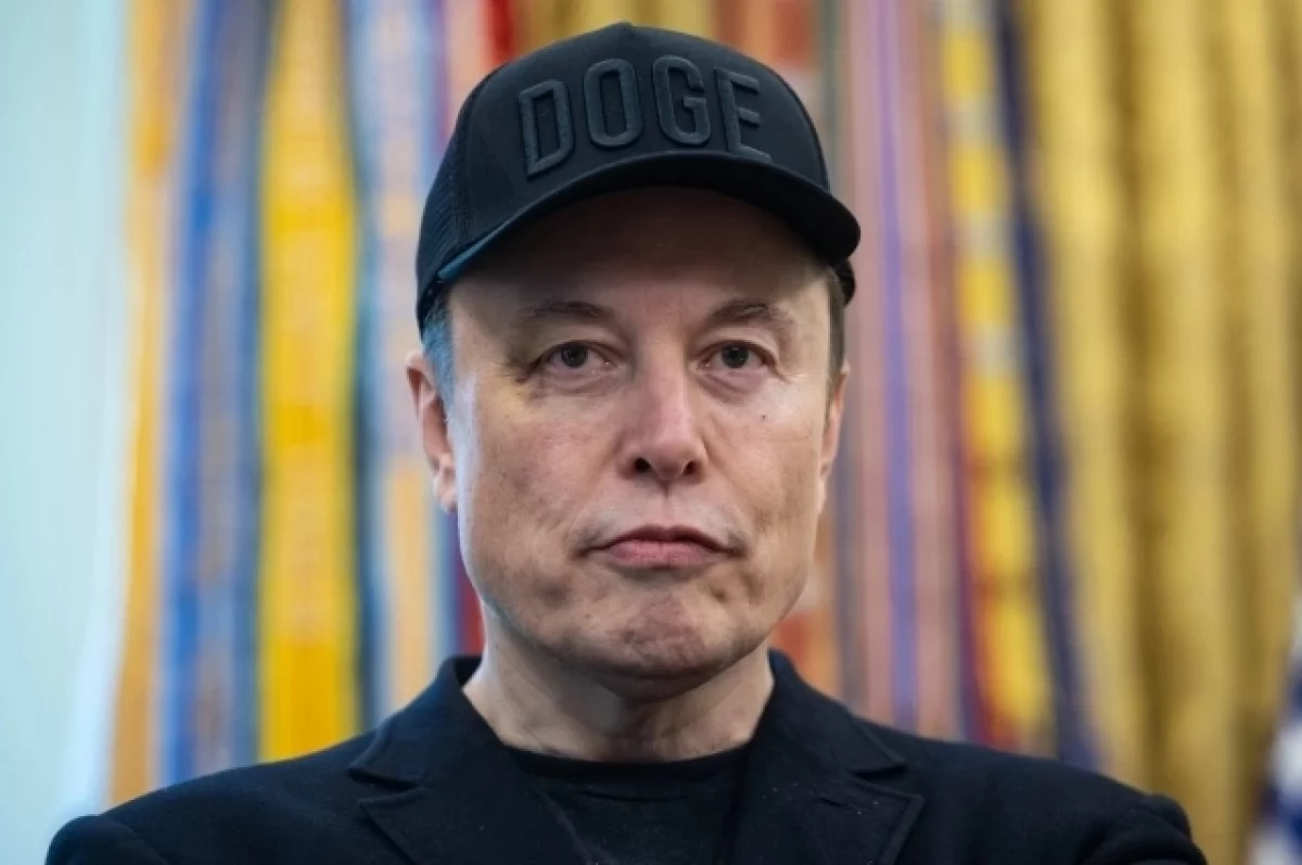 Маск оскорбил временного главу НАСА Даффи, исковеркав его фамилию
Маск оскорбил временного главу НАСА Даффи, исковеркав его фамилию