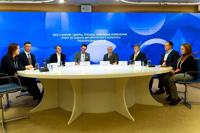 Стартовал новый сезон фармпремии. Впереди много обновлений