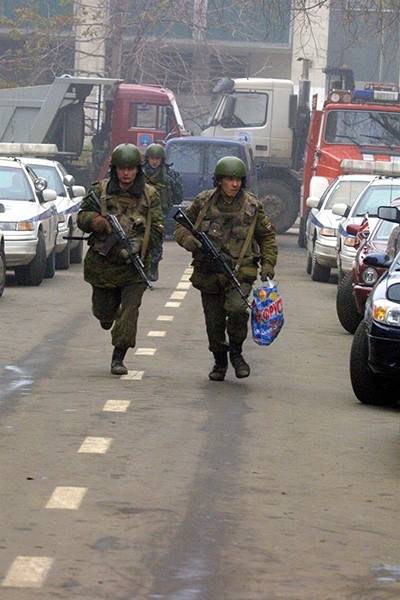 Ромео и Джульетта «Норд Оста». У могил влюблённых подростков — всегда цветы
Ромео и Джульетта «Норд Оста». У могил влюблённых подростков — всегда цветы