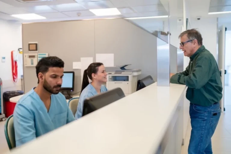 Как нас будут лечить. Внесут ли поправки в закон об ОМС