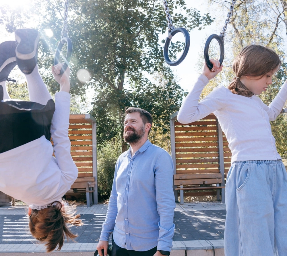 Новый мир. Отец 12 детей рассказал, как надо относиться к рождению ребёнка
Новый мир. Отец 12 детей рассказал, как надо относиться к рождению ребёнка