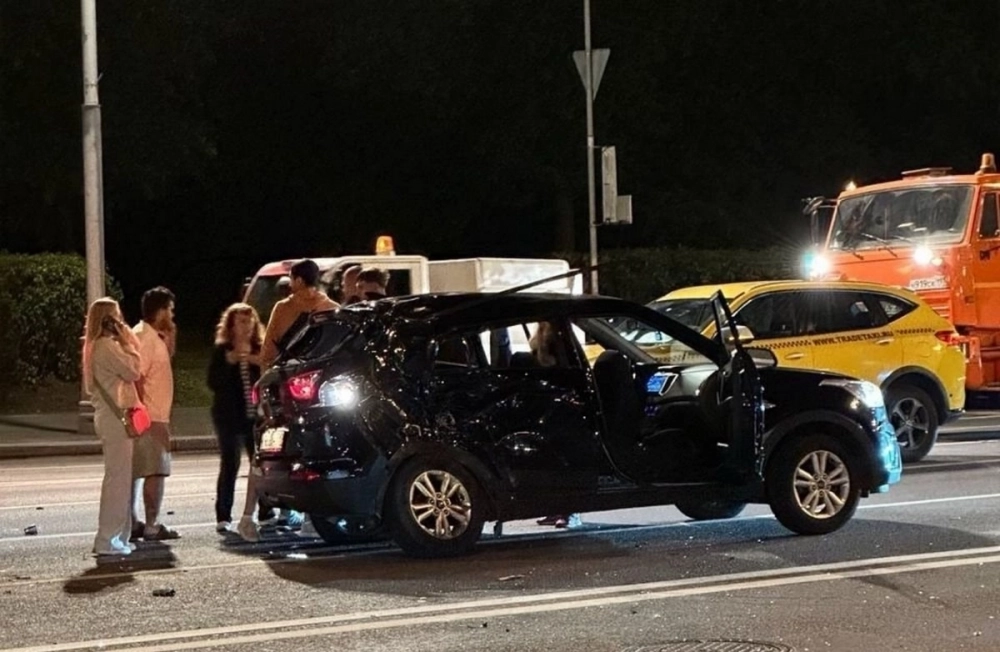 Умерли павлинами. Эти парни погибли, пытаясь впечатлить девушку
Умерли павлинами. Эти парни погибли, пытаясь впечатлить девушку