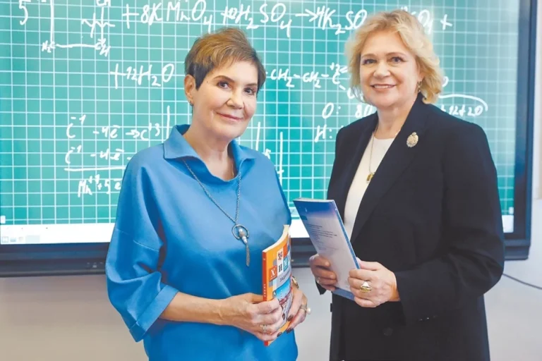 Педагогическая династия. Московская семья целый век работает в школах города