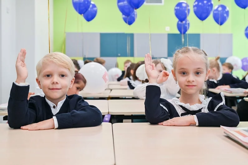 Педагогическая династия. Московская семья целый век работает в школах города
Педагогическая династия. Московская семья целый век работает в школах города