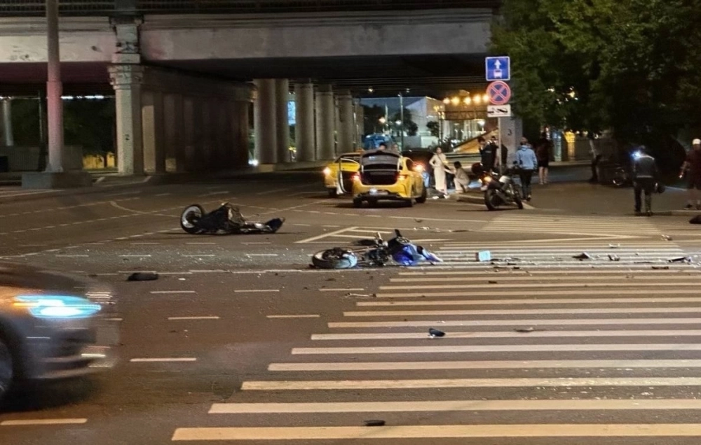 Умерли павлинами. Эти парни погибли, пытаясь впечатлить девушку
Умерли павлинами. Эти парни погибли, пытаясь впечатлить девушку