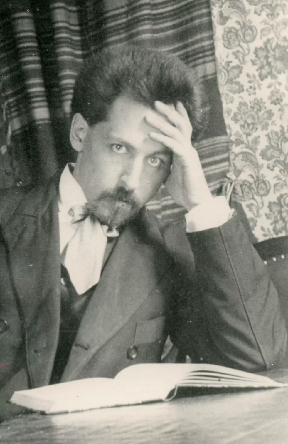 Накормить страну. Физиолог Шатерников первым рассчитал нормы питания
Накормить страну. Физиолог Шатерников первым рассчитал нормы питания