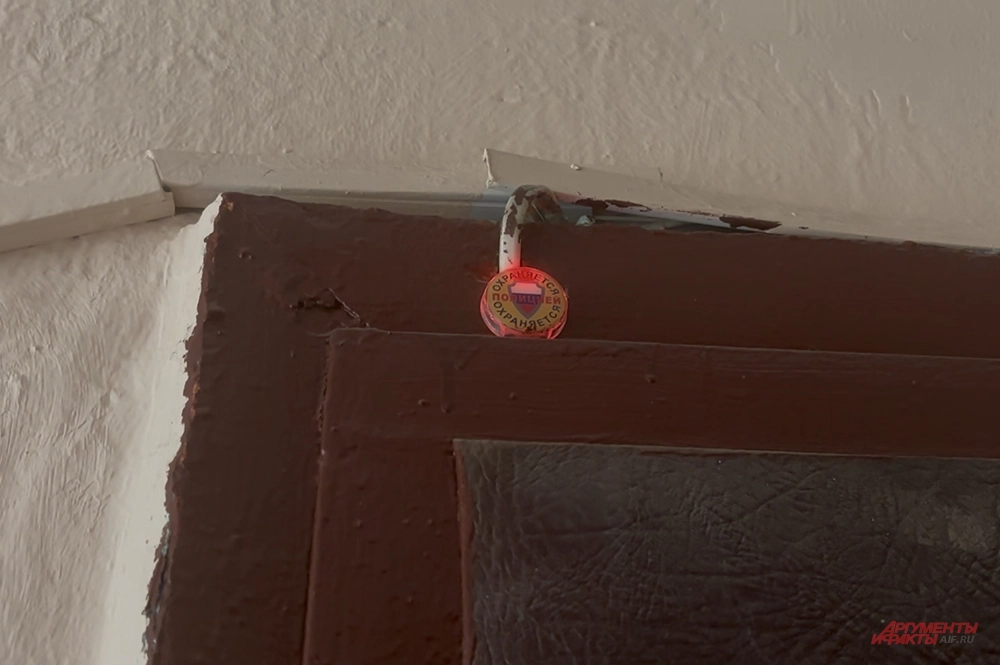 
        «Не выпускайте его!» Соседи маньяка Пичушкина рассказали о нем и его матери    