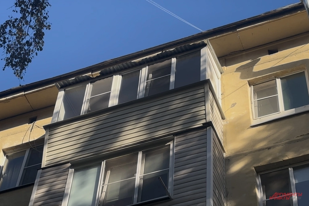 
        «Не выпускайте его!» Соседи маньяка Пичушкина рассказали о нем и его матери    